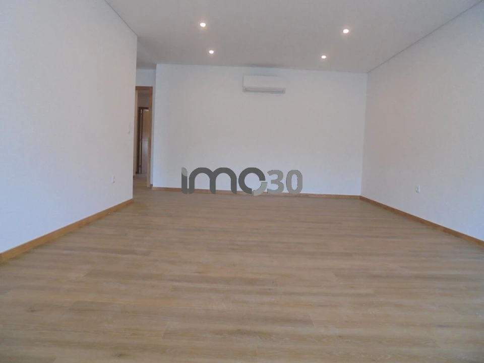 Apartamento T3 para Venda em Rio Tinto Foto 6