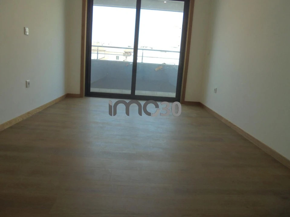 Apartamento T3 para Venda em Rio Tinto Foto 9