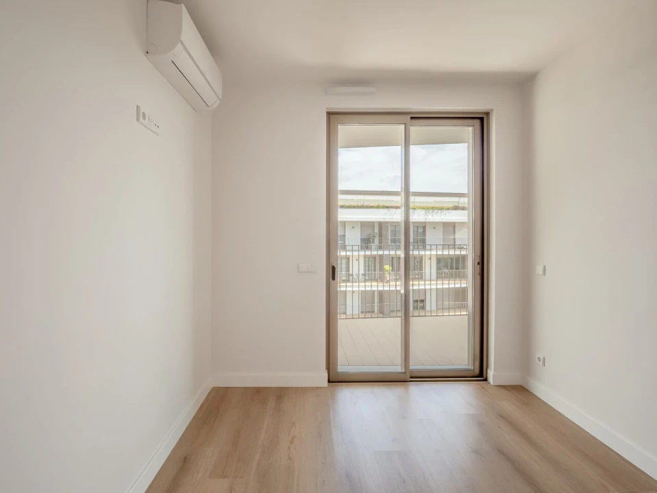 Apartamento T3 para Venda em Algés, Linda-A-Velha e Cruz Quebrada-Dafundo Foto 16