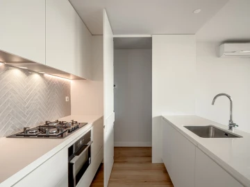 Apartamento T3 para Venda em Algés, Linda-A-Velha e Cruz Quebrada-Dafundo