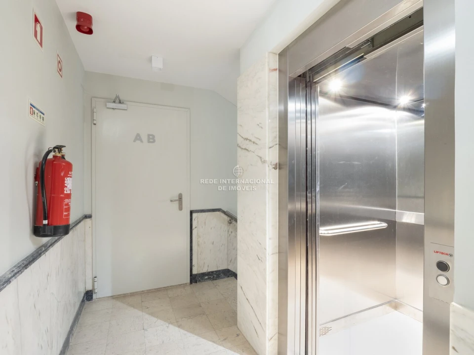 Apartamento T3 para Venda em Arroios Foto 19