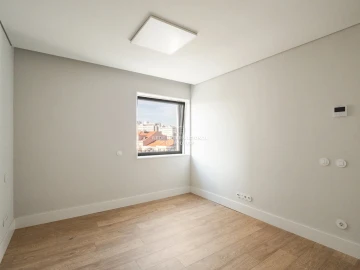 Apartamento T3 para Venda em Arroios