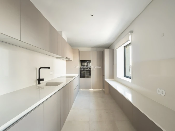 Apartamento T3 para Venda em Arroios Foto 12