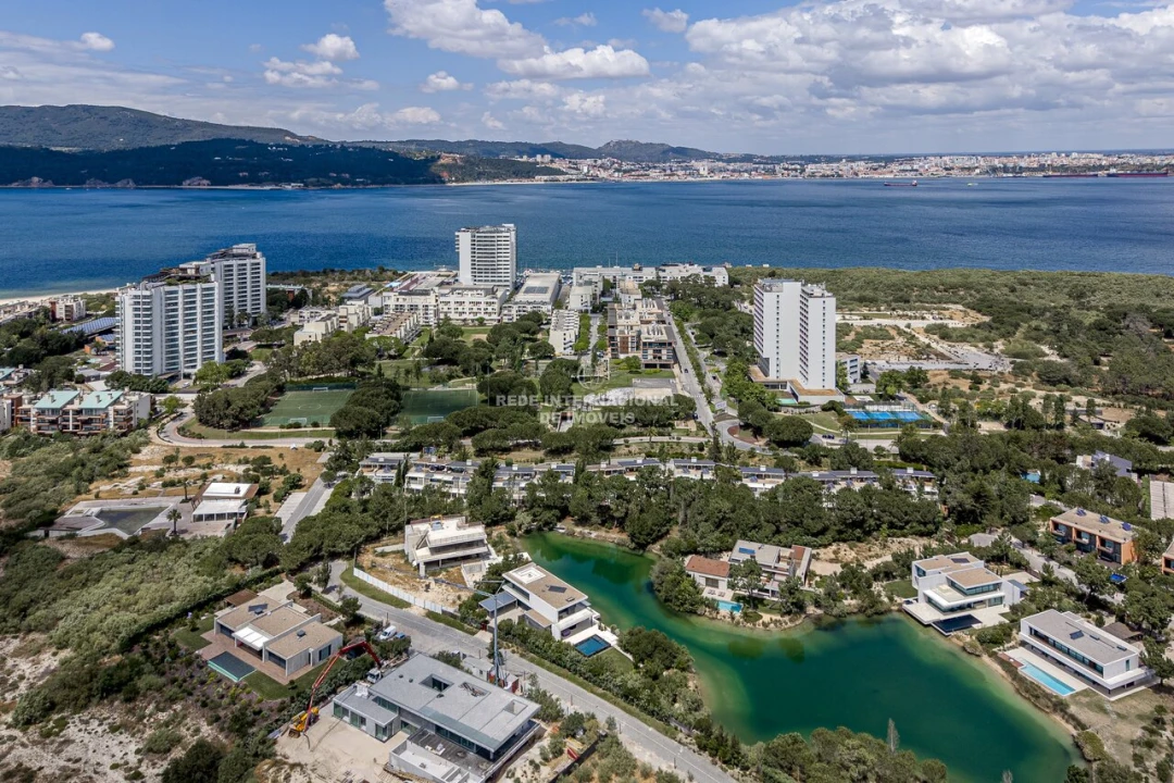 Moradia T2 para Venda em Carvalhal Foto 14