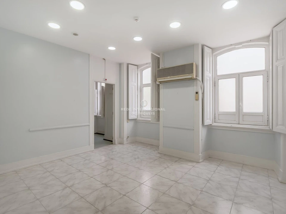 Apartamento T2 para Venda em Arroios Foto 22