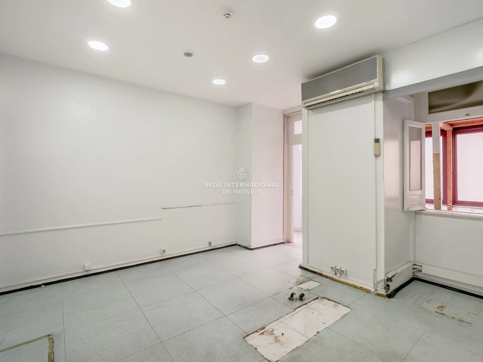 Apartamento T2 para Venda em Arroios Foto 23