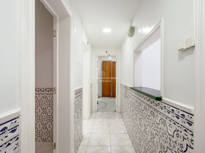 Apartamento T2 para Venda em Arroios Foto 14