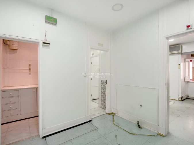 Apartamento T2 para Venda em Arroios Foto 25