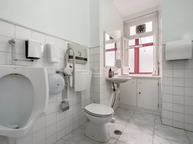 Apartamento T2 para Venda em Arroios Foto 18