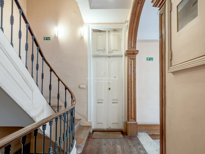 Apartamento T2 para Venda em Arroios Foto 10