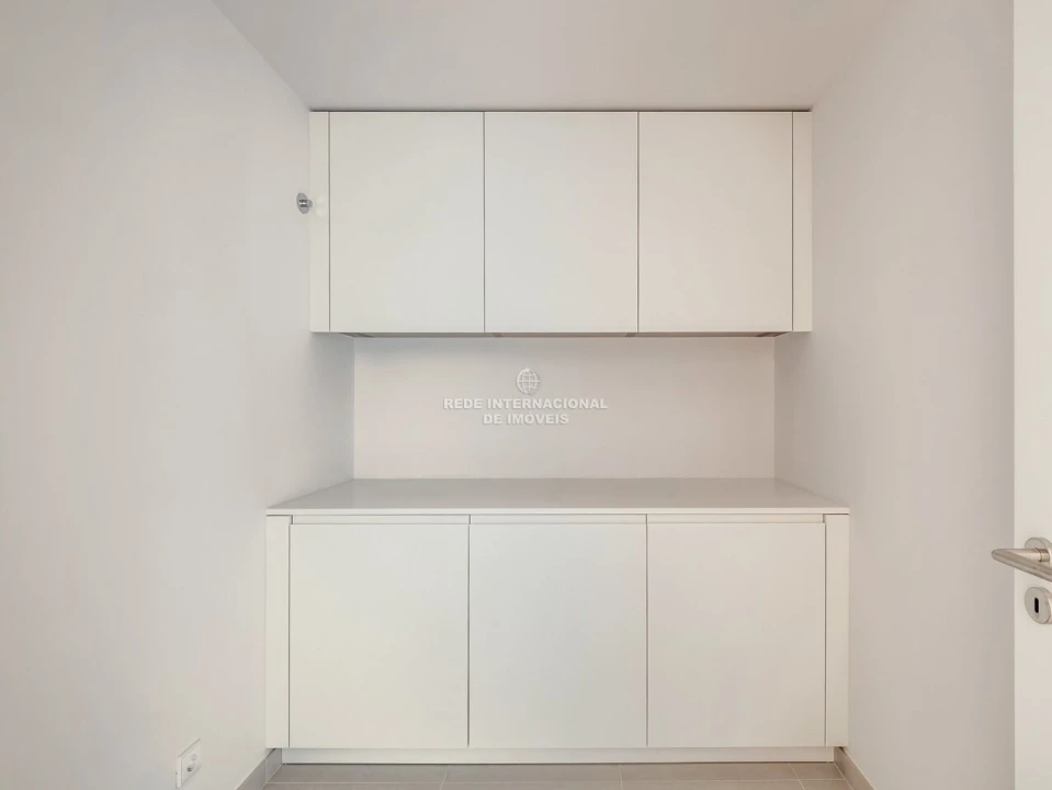 Apartamento T3 para Venda em Algés, Linda-A-Velha e Cruz Quebrada-Dafundo Foto 20