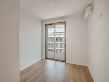 Apartamento T3 para Venda em Algés, Linda-A-Velha e Cruz Quebrada-Dafundo