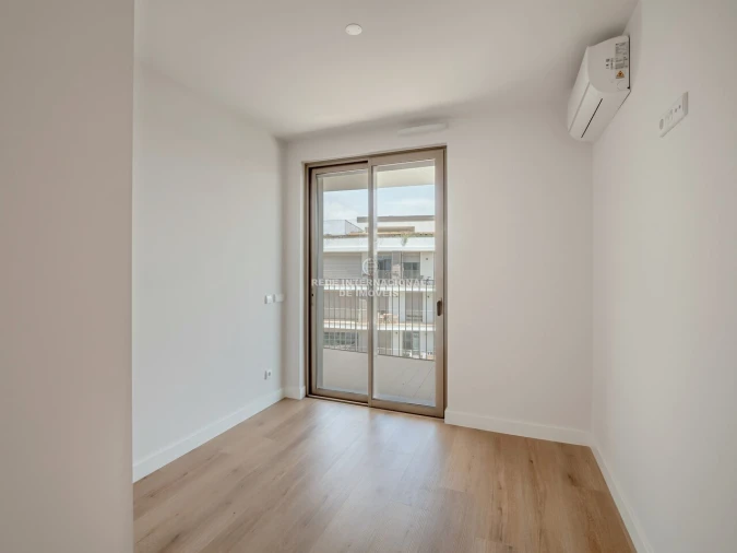 Apartamento T3 para Venda em Algés, Linda-A-Velha e Cruz Quebrada-Dafundo Foto 7