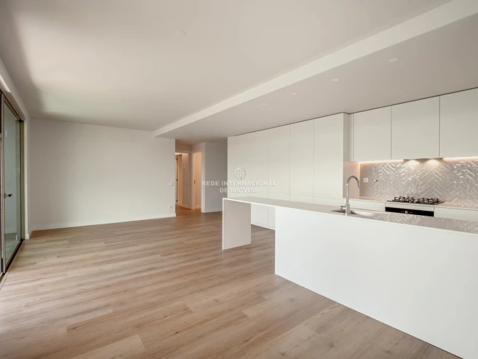 Apartamento T3 para Venda em Algés, Linda-A-Velha e Cruz Quebrada-Dafundo Foto 6