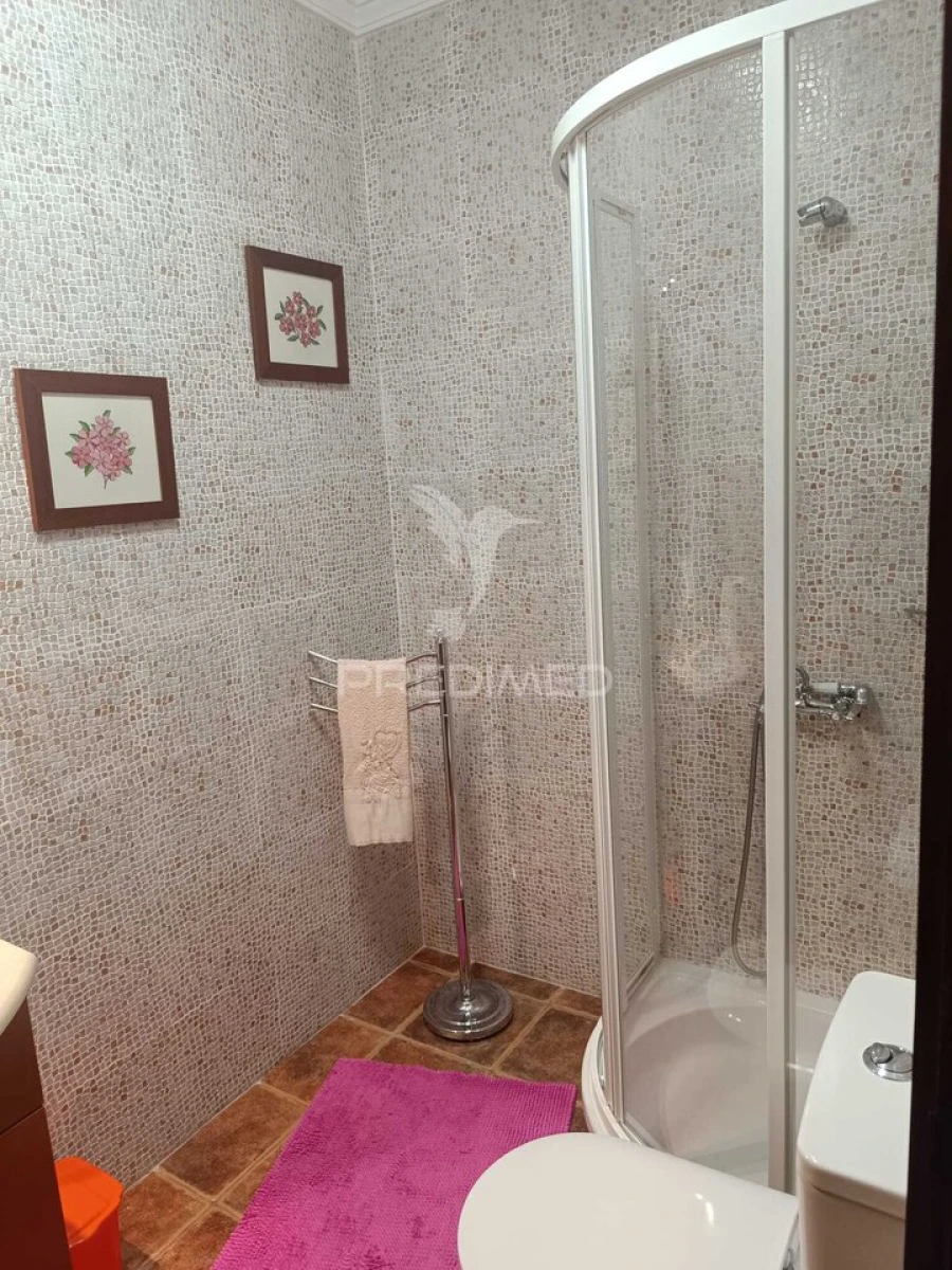Moradia T4 para Venda em Peso da Régua e Godim Foto 3