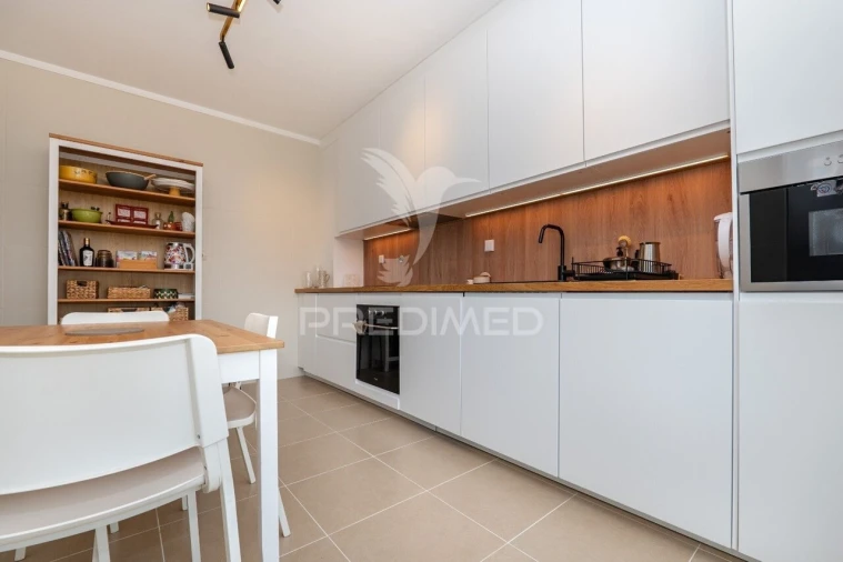 Apartamento T3 para Venda em Palmeira Foto 4