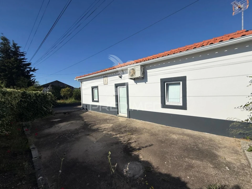 Moradia T3 para Venda em Casével e Vaqueiros Foto 12