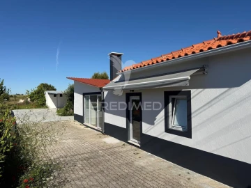 Moradia T3 para Venda em Casével e Vaqueiros