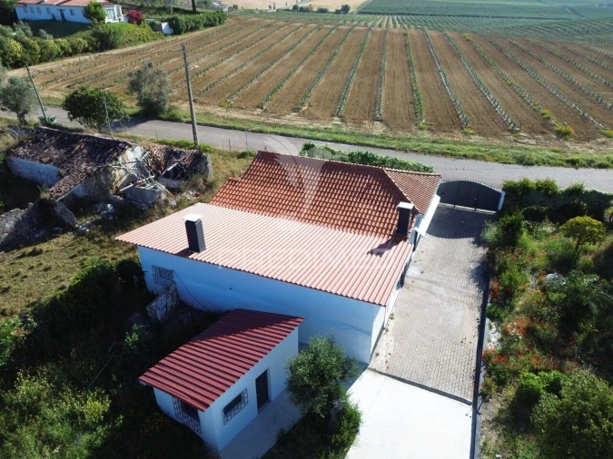 Moradia T3 para Venda em Casével e Vaqueiros Foto 10