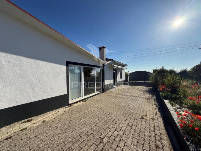 Moradia T3 para Venda em Casével e Vaqueiros Foto 15