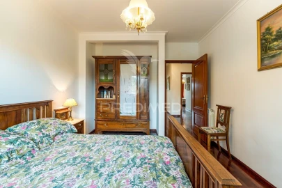 Moradia T4 para Venda em Castro Daire