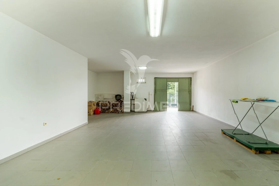 Moradia T4 para Venda em Castro Daire Foto 29