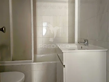 Apartamento T2 para Venda em Rio de Mouro