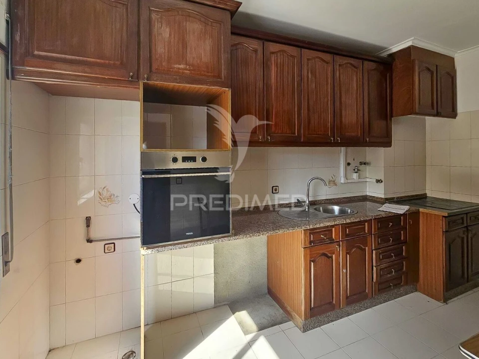 Apartamento T2 para Venda em Rio de Mouro Foto 18