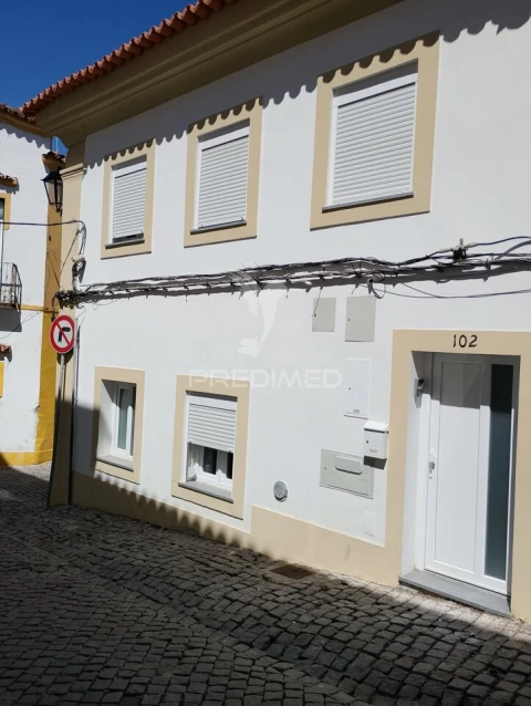 Apartamento T4 para Venda em Sé e São Lourenço