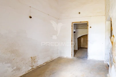Moradia T9 para Venda em Gafanhoeira (São Pedro) e Sabugueiro