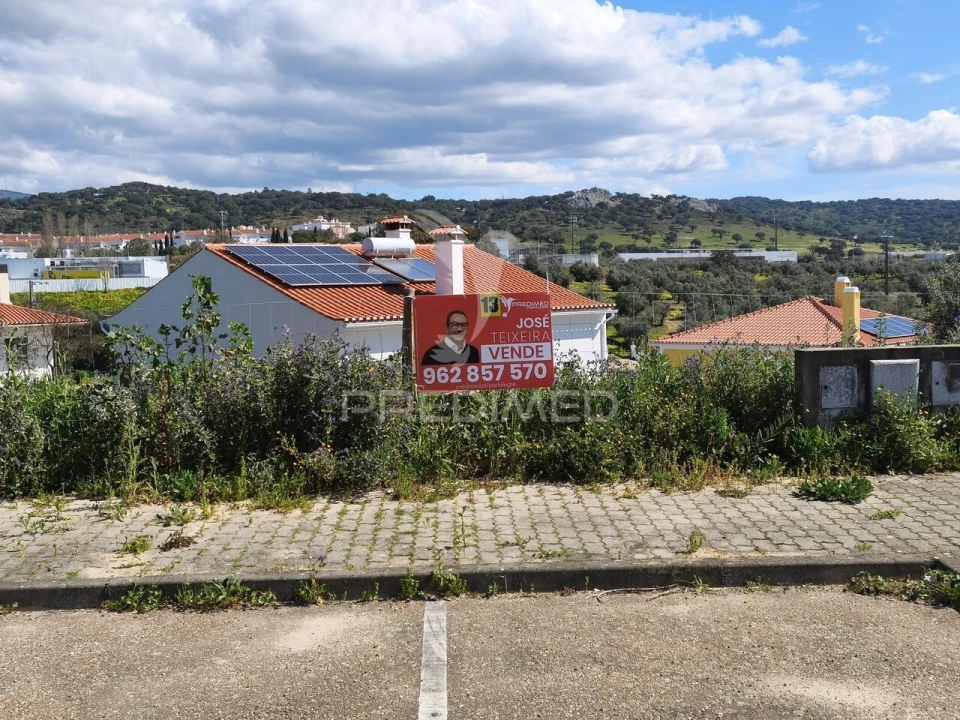 Terreno para Venda em Sé e São Lourenço Foto 2