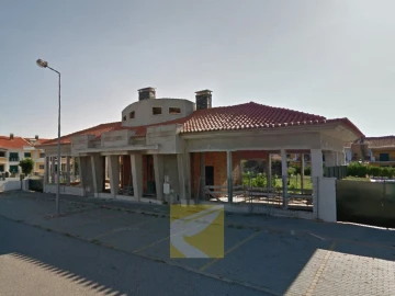 Loja para Venda em Fundão, Valverde, Donas, A. Joanes, A. Nova Cabo