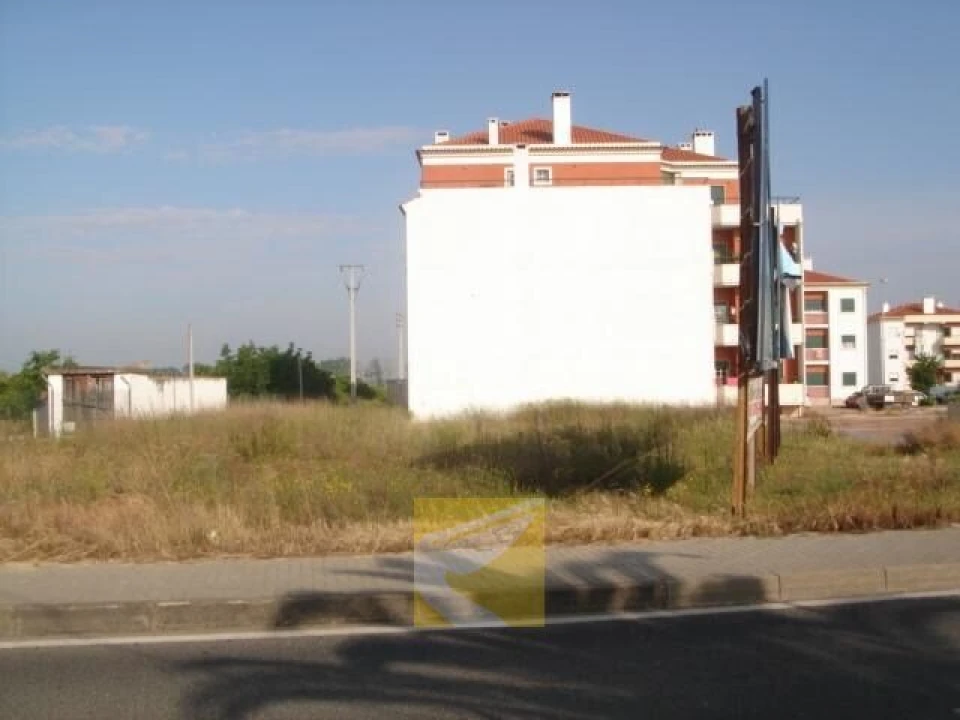 Terreno para Venda em Alpiarça Foto 2