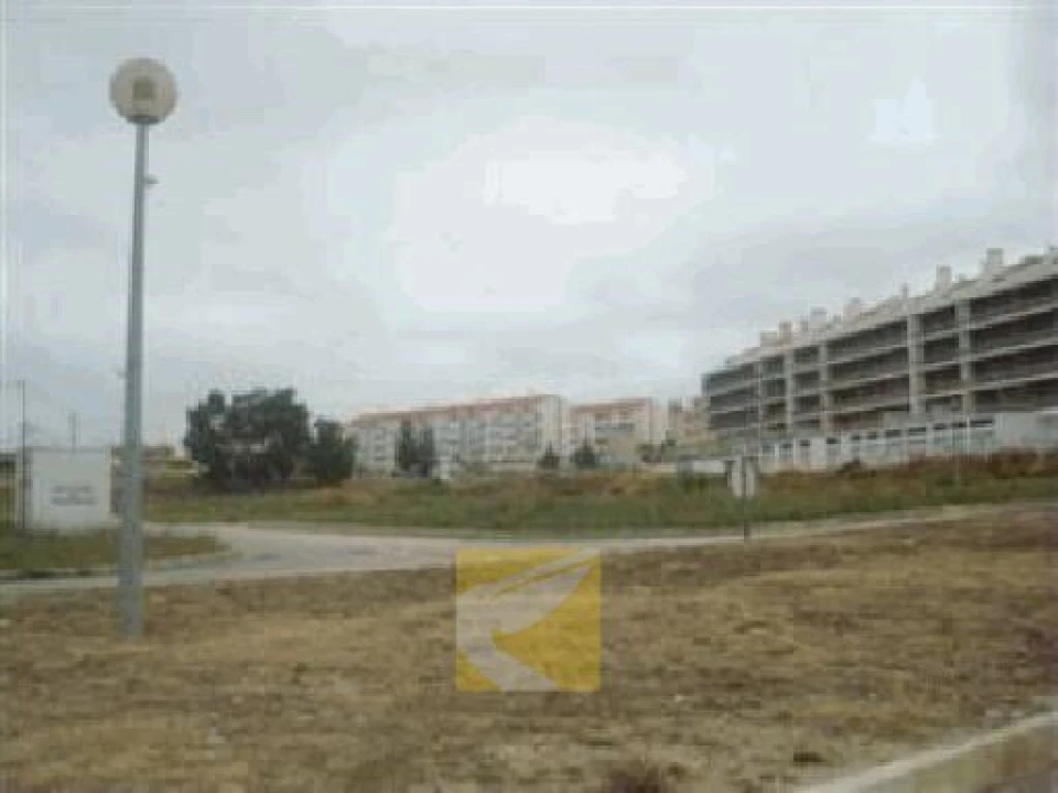 Terreno para Venda em Azambuja Foto 4