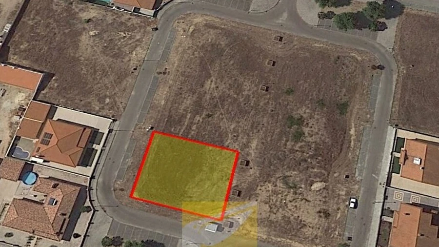 Terreno para Venda em Benfica do Ribatejo