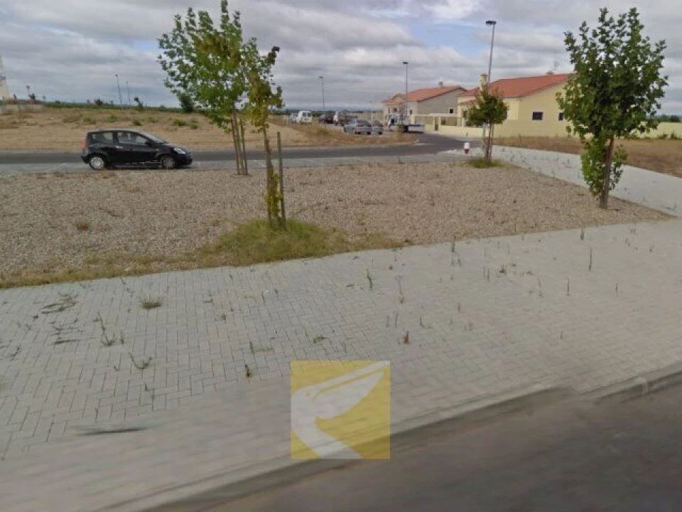 Terreno para Venda em Benfica do Ribatejo Foto 1