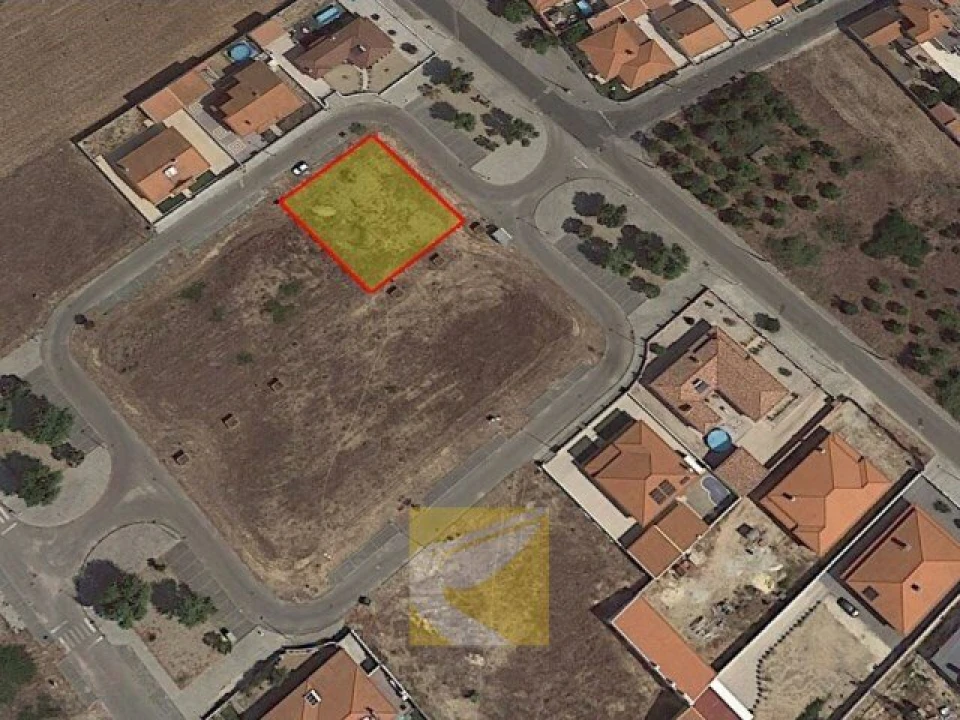 Terreno para Venda em Benfica do Ribatejo Foto 2