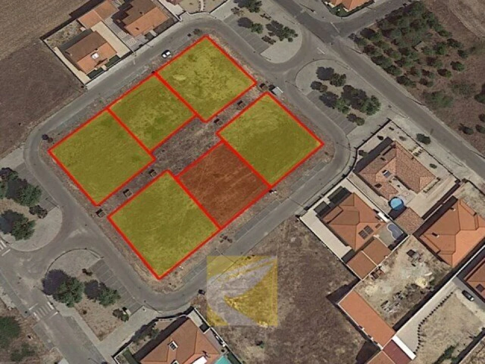 Terreno para Venda em Benfica do Ribatejo Foto 8