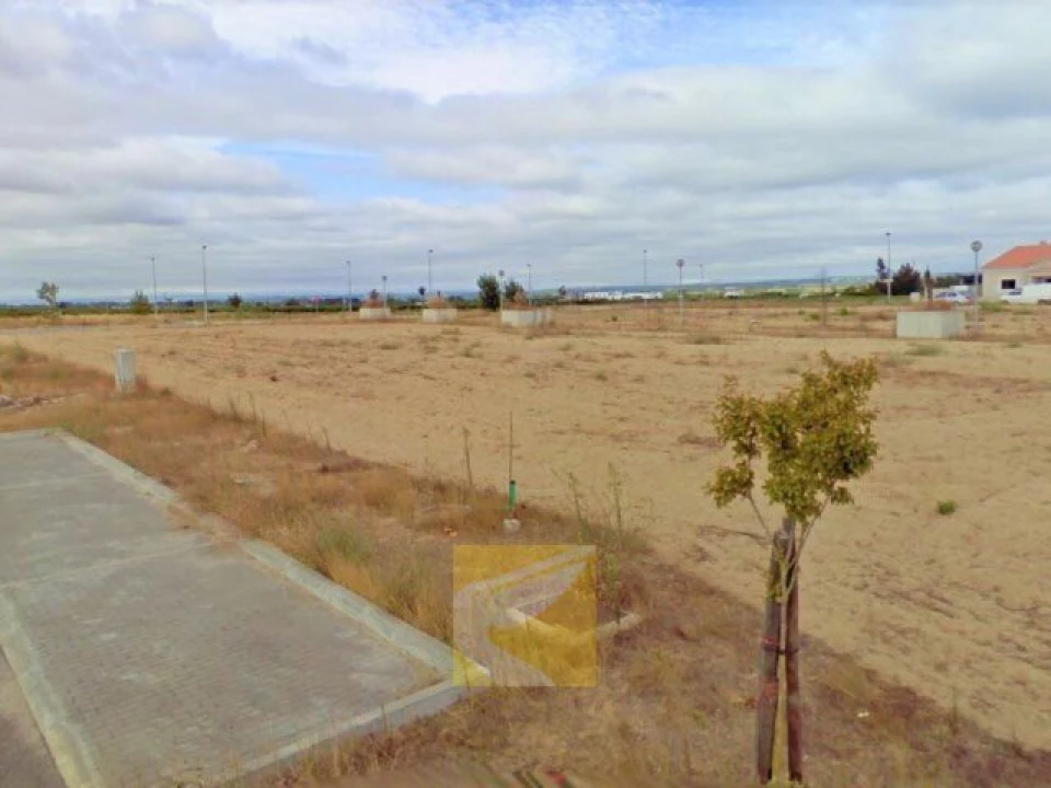 Terreno para Venda em Benfica do Ribatejo Foto 4