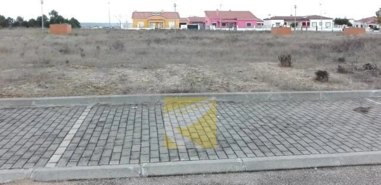 Terreno para Venda em Benfica do Ribatejo Foto 6