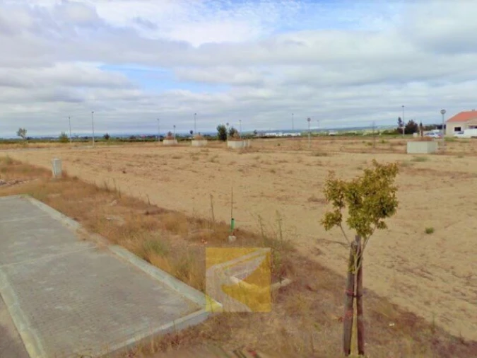 Terreno para Venda em Benfica do Ribatejo Foto 4