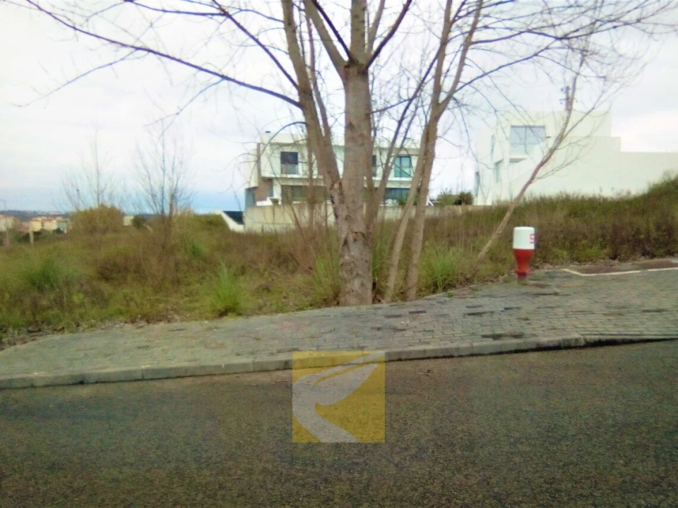 Moradia T0 para Venda em Torres Novas (Santa Maria, Salvador e Santiago) Foto 6