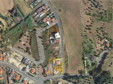 Moradia T0 para Venda em Torres Novas (Santa Maria, Salvador e Santiago)