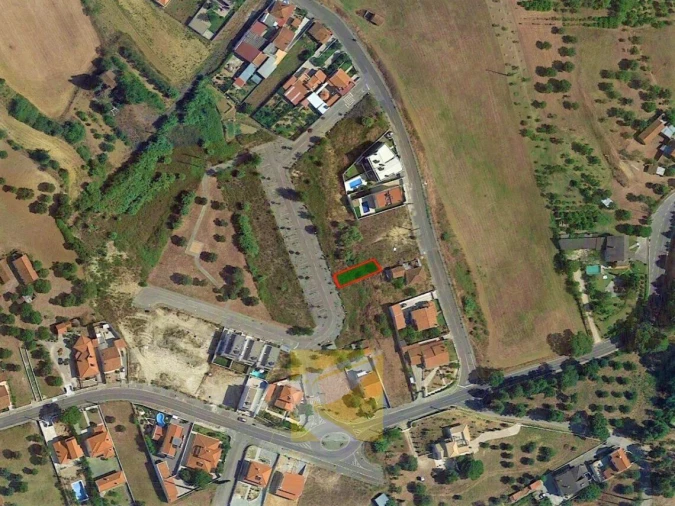 Moradia T0 para Venda em Torres Novas (Santa Maria, Salvador e Santiago)