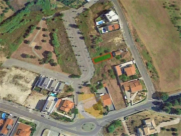 Moradia T0 para Venda em Torres Novas (Santa Maria, Salvador e Santiago)