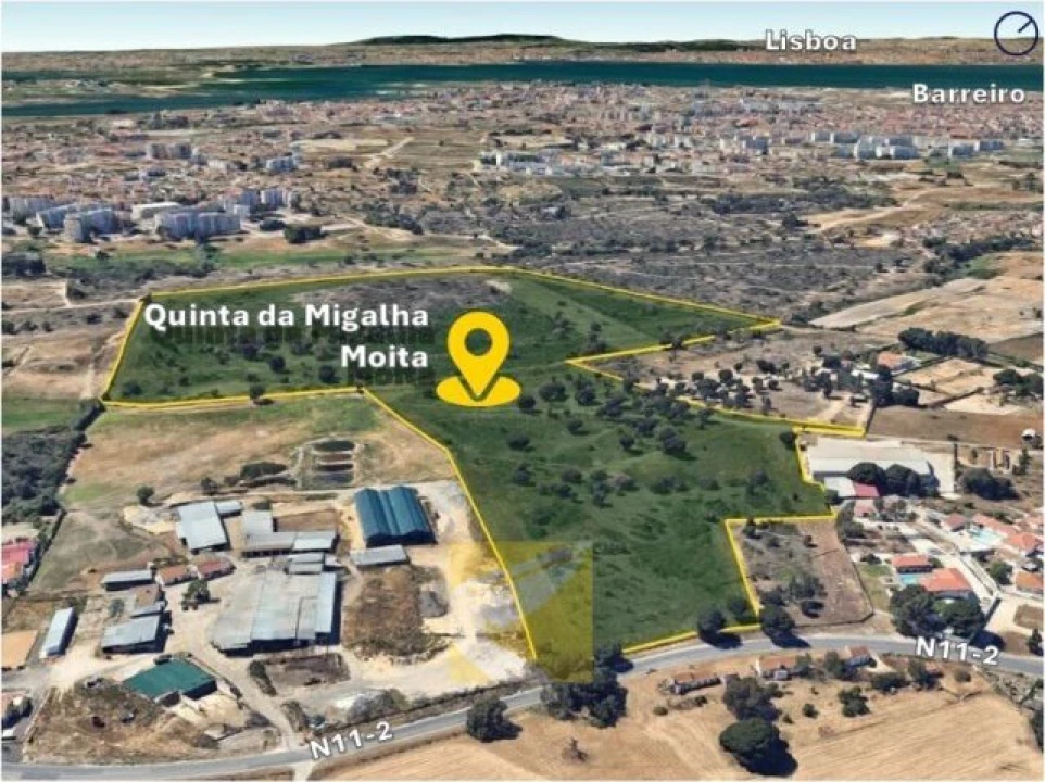Terreno para Venda em Alhos Vedros Foto 1