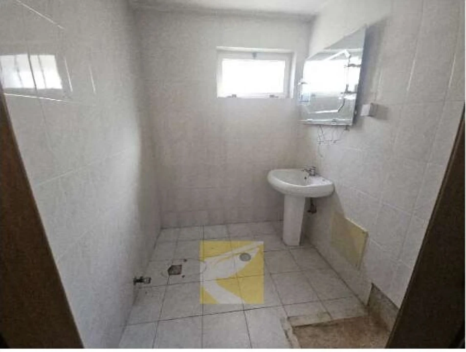 Moradia T4 para Venda em Alfandega da Fe Foto 14