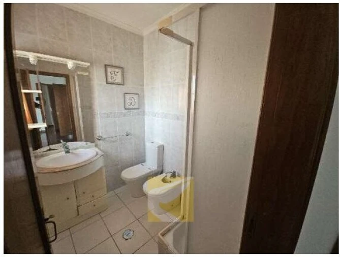 Moradia T4 para Venda em Alfandega da Fe Foto 12