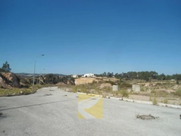 Terreno para Venda em Santa Maria, São Pedro e Matacães