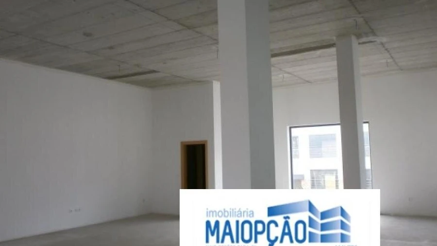 Loja para Venda em Pereira